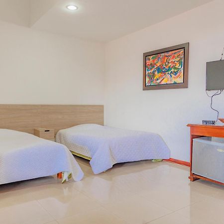 Hotel Arrayanes Del Quindio Montenegro Zewnętrze zdjęcie