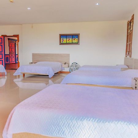 Hotel Arrayanes Del Quindio Montenegro Zewnętrze zdjęcie