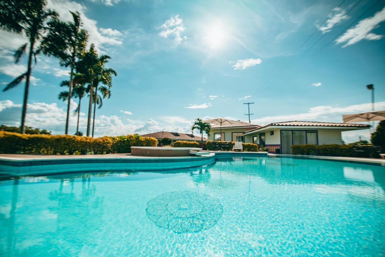 Hotel Arrayanes Del Quindio Montenegro Zewnętrze zdjęcie
