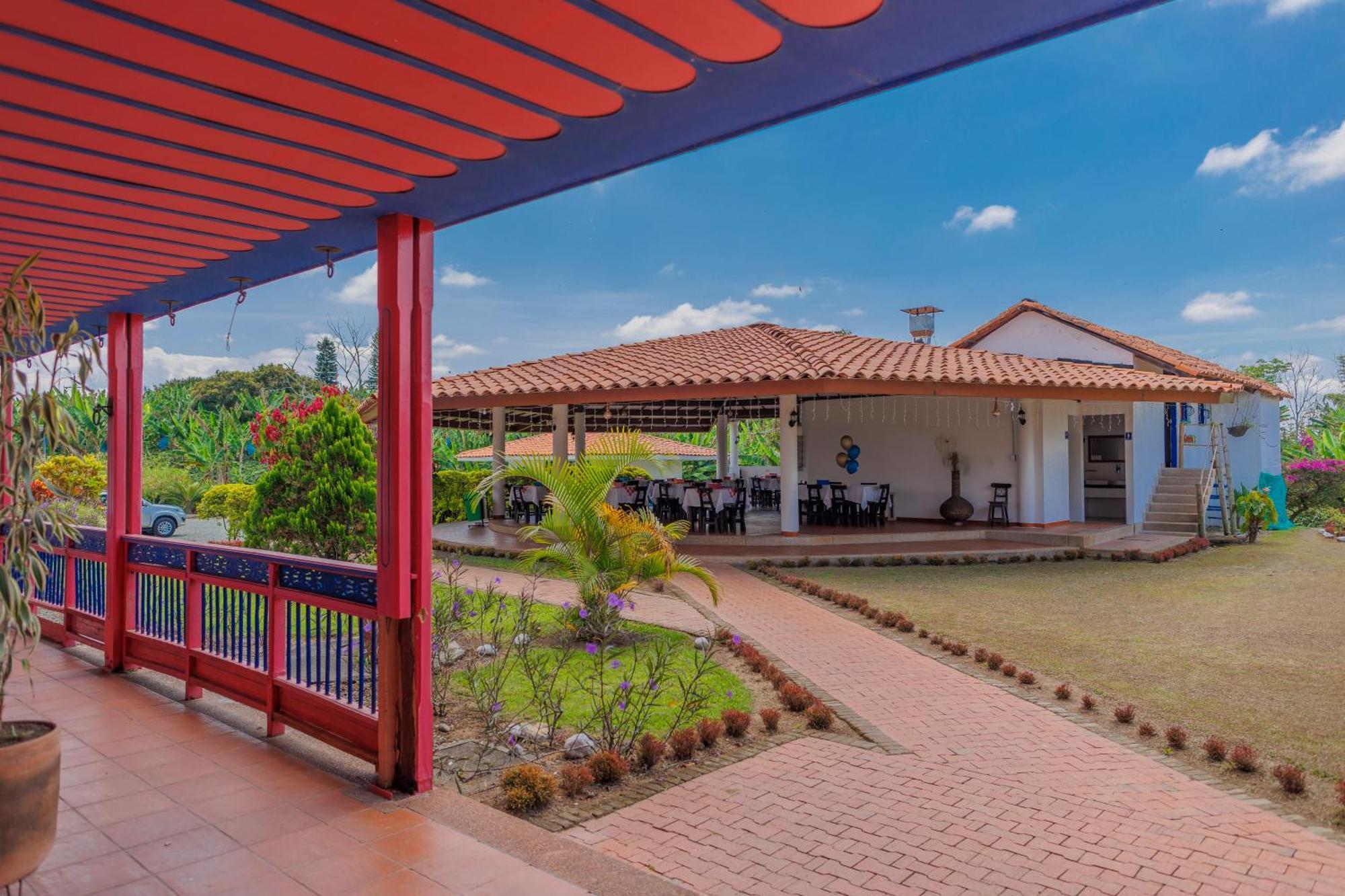 Hotel Arrayanes Del Quindio Montenegro Zewnętrze zdjęcie