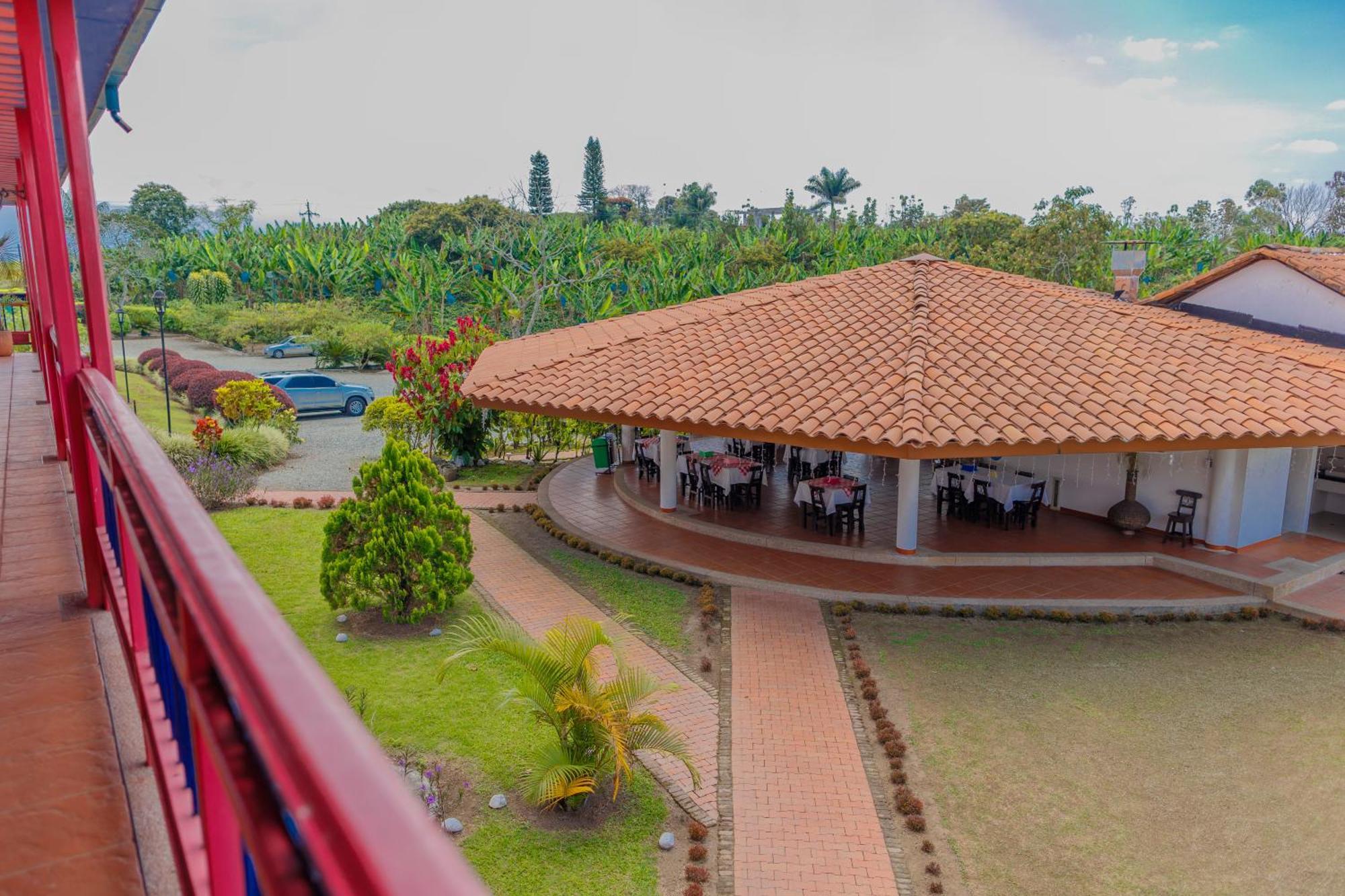 Hotel Arrayanes Del Quindio Montenegro Zewnętrze zdjęcie