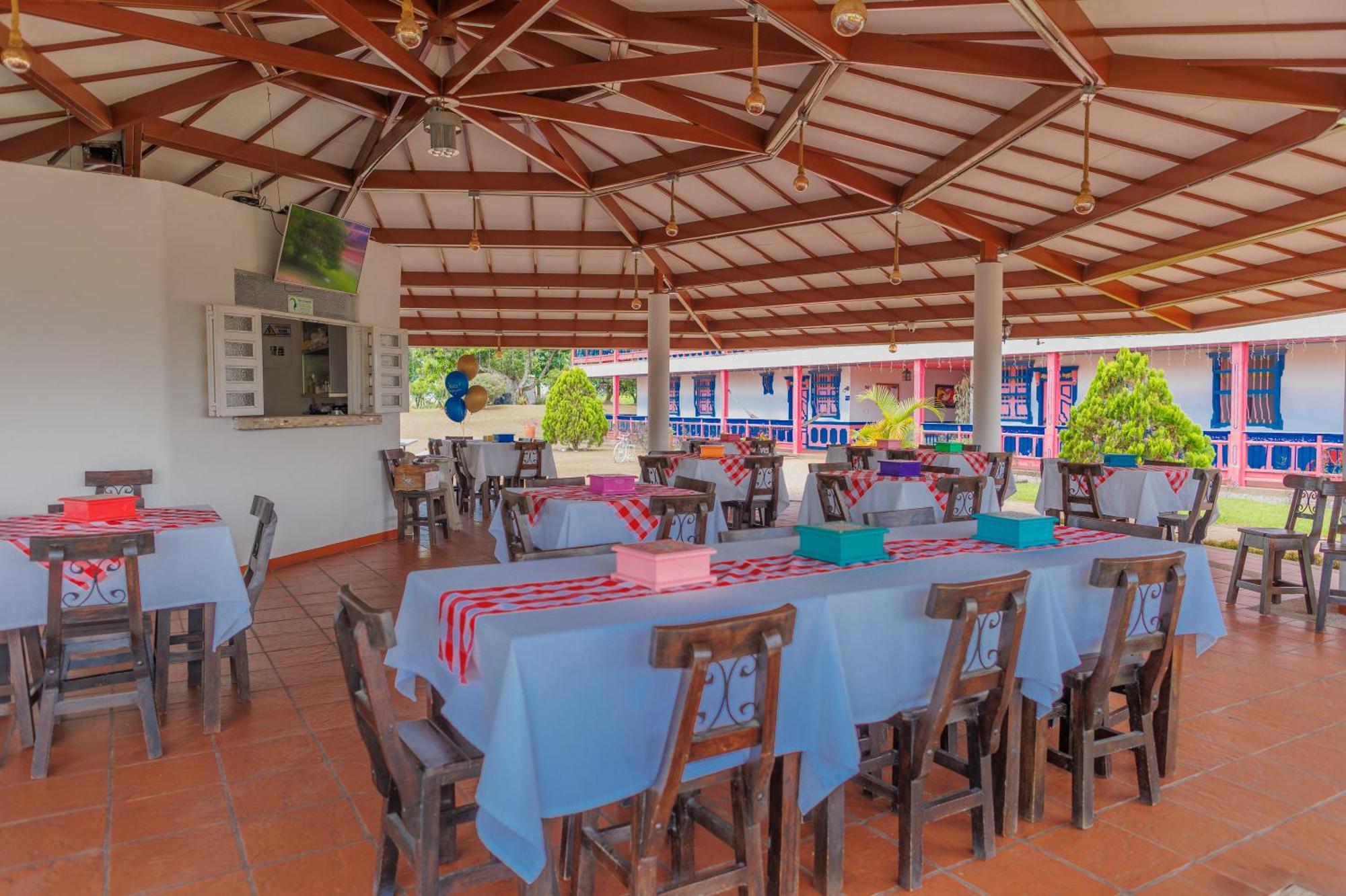 Hotel Arrayanes Del Quindio Montenegro Zewnętrze zdjęcie